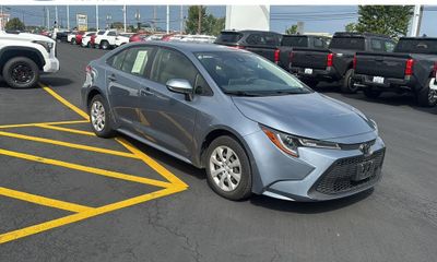 2020 Toyota Corolla LE