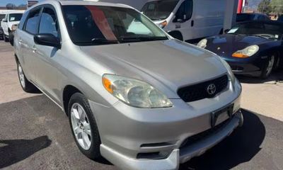 2003 Toyota Corolla Matrix XR