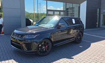 2022 Land Rover Range Sport SVR Carbon Edition