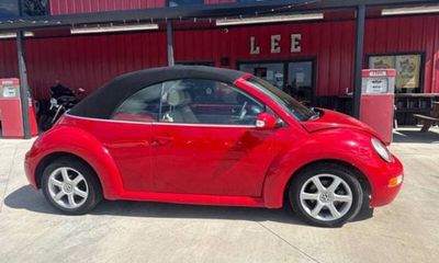 2005 Volkswagen Beetle GLS