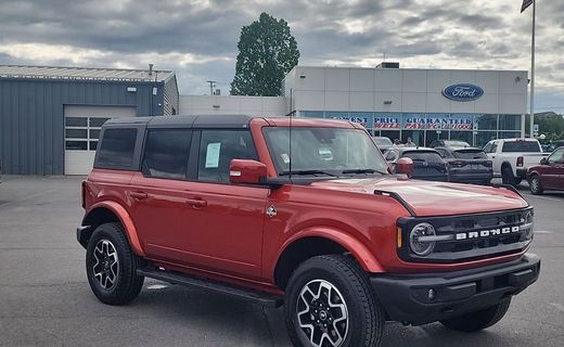 2024 Ford Bronco Outer Banks