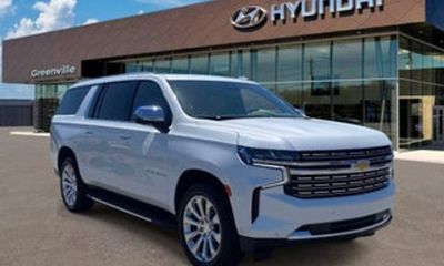 2022 Chevrolet Suburban RST
