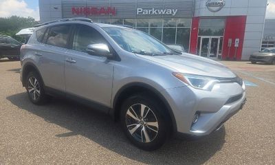 2018 Toyota RAV4 Adventure XLE