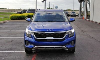 2022 Kia Seltos SX Sunroof PKG