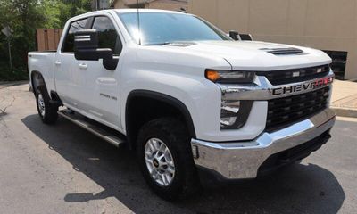2023 Chevrolet Silverado HD LT