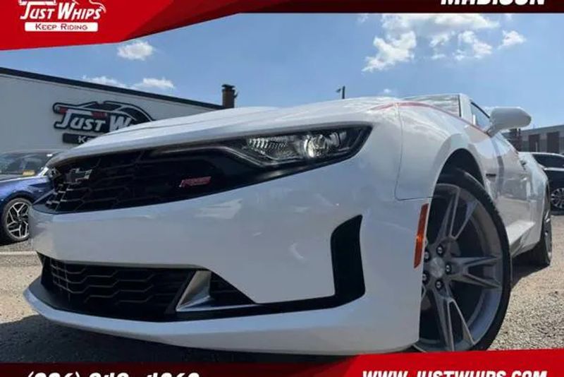 2019 Chevrolet Camaro — a typically priced live listing