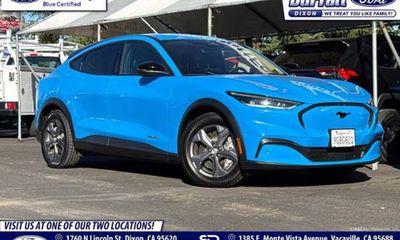2023 Ford Mustang Mach-E Select