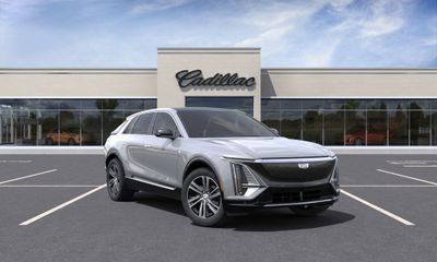 2024 Cadillac Lyriq LUX 1