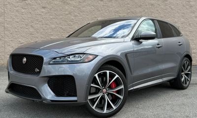 2020 Jaguar F-Pace SVR