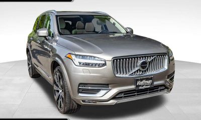 2022 Volvo XC90 Inscription