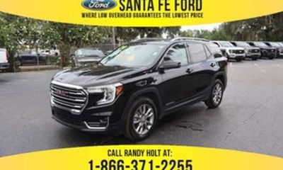 2024 GMC Terrain SLT