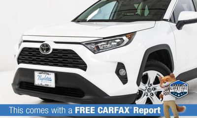 2020 Toyota RAV4 XLE