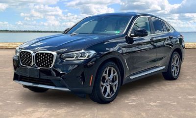 2022 BMW X4 xDrive30i