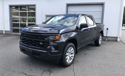 2022 Chevrolet Silverado Custom