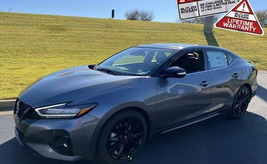 2023 Nissan Maxima SR
