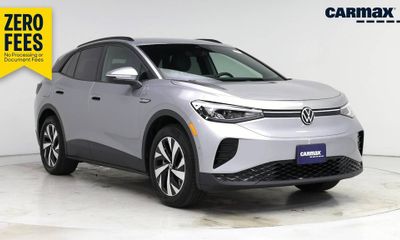 2024 Volkswagen ID 4 Pro