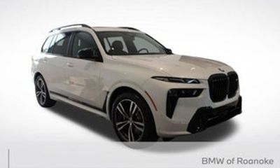 2027 BMW X7 M60I