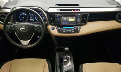 2018 Toyota RAV4 Adventure XLE