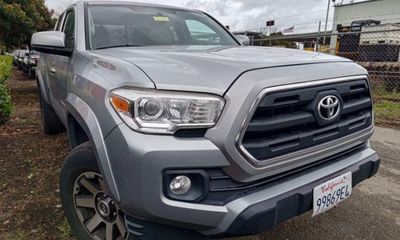 2016 Toyota Tacoma SR SR5