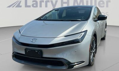 2025 Toyota Prius XLE
