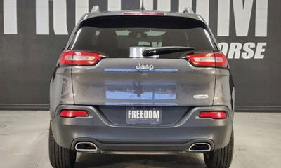 2016 Jeep Cherokee Latitude Longitude North