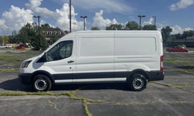 2017 Ford Transit 250 LWB Medium