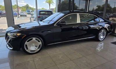 2022 Mercedes-Benz S-Class S680 Maybach