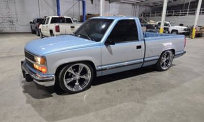 1989 Chevrolet GMT-400 Base