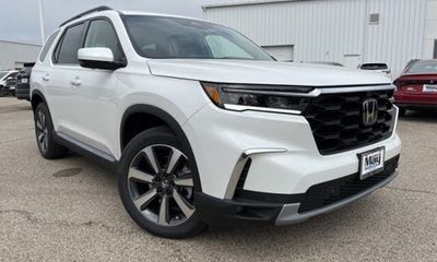 2023 Honda Pilot Elite
