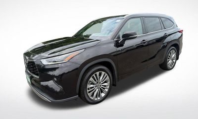 2021 Toyota Highlander Platinum