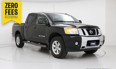 2014 Nissan Titan SV