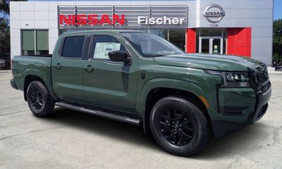 2026 Nissan Frontier SV
