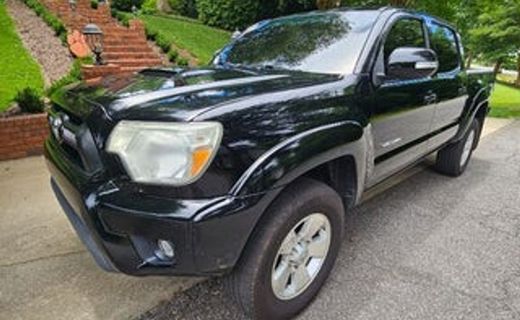 2013 Toyota Tacoma Delux