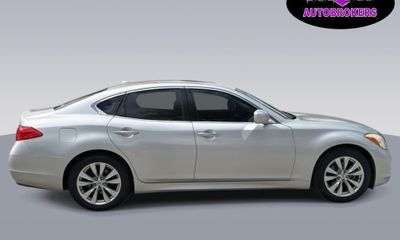 2011 Infiniti M37 Base