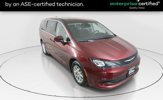 2023 Chrysler Voyager LX