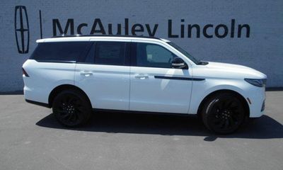 2026 Lincoln Navigator Reserve