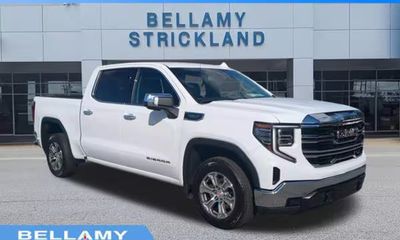 2025 GMC Sierra SLT