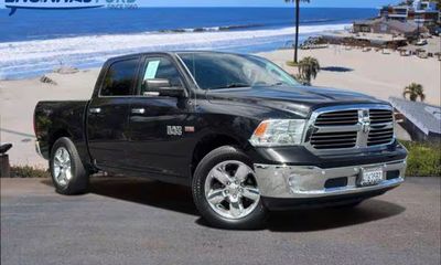 2016 Ram 1500 SLT