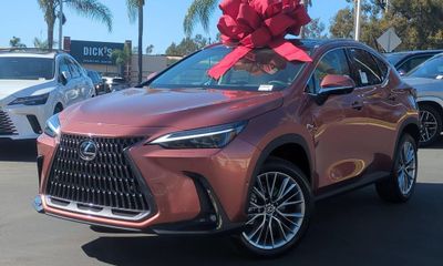 2026 Lexus NX 350H Luxury