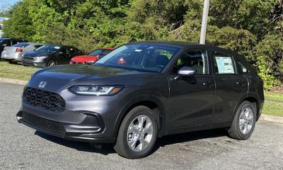 2025 Honda HR-V LX