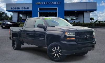 2018 Chevrolet Silverado Custom