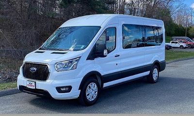 2023 Ford Transit Medium Roof