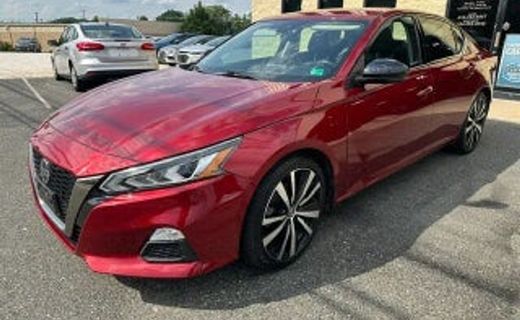 2020 Nissan Altima SR