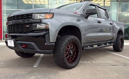 2020 Chevrolet Silverado Trail Boss Custom