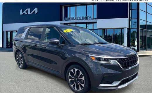 2024 Kia Carnival EX