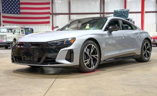 2022 Audi E-Tron GT Quattro Premium Plus