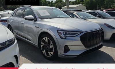 2022 Audi E-Tron Quattro Premium