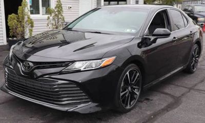 2018 Toyota Camry L LE SE