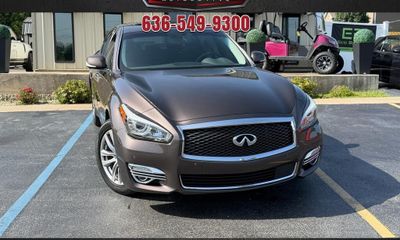 2015 Infiniti Q70 37