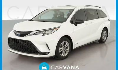 2021 Toyota Sienna XSE Plus Package